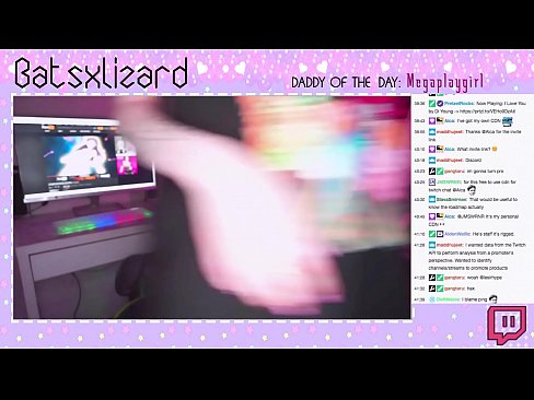 ❤️ ゲーマーがストリームをオフにするのを忘れて、生放送で潮を吹く ️ 上質ポルノ ❌️